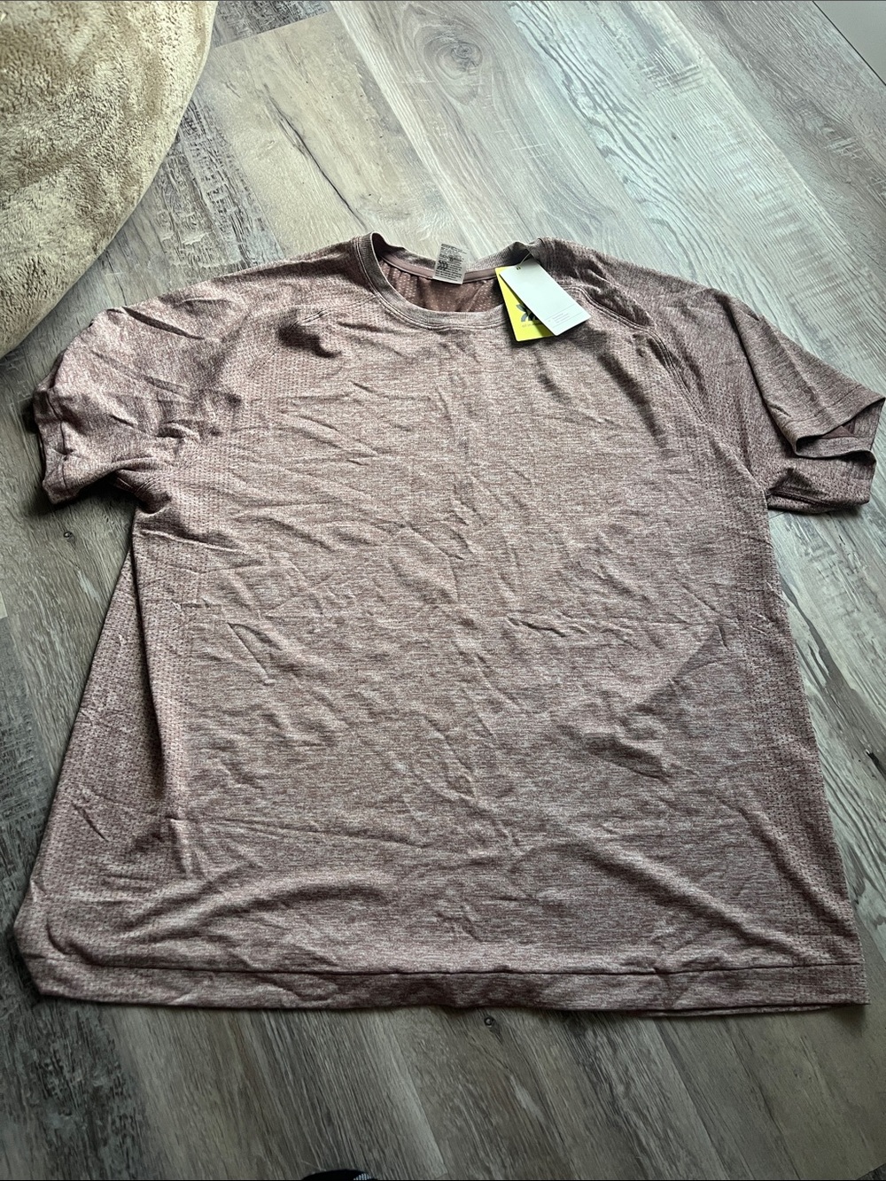 all in motion Men's Heathered Mauve Short Sleeve Crew Tee